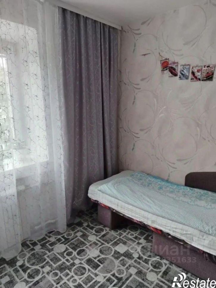 4-комн квартира ул Парижской Коммуны, 46,  д. 46