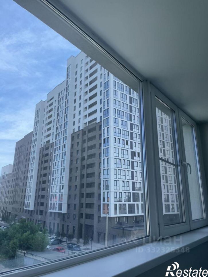 2-комн квартира проспект Строителей, 18,  д. 18