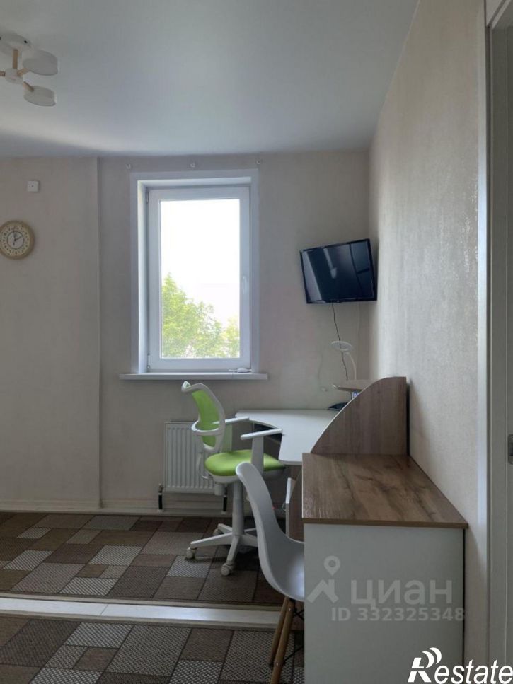 2-комн квартира проспект Строителей, 18,  д. 18