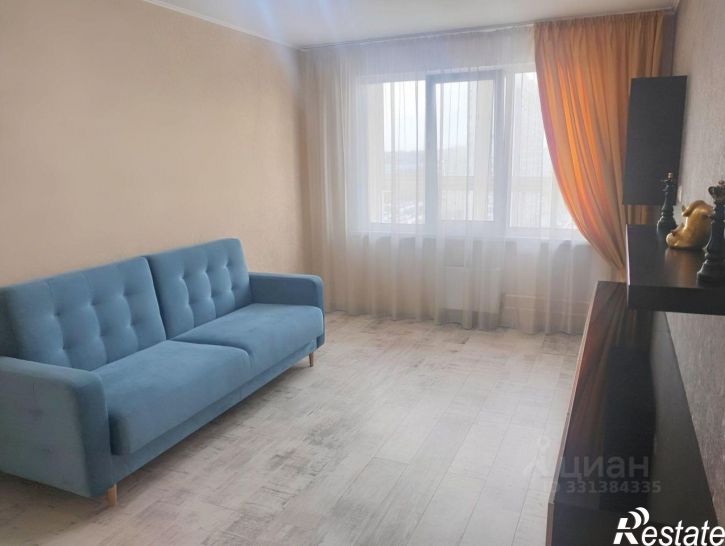 2-комн квартира Взлётная улица, 105,  д. 105