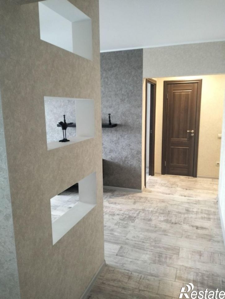 2-комн квартира Взлётная улица, 105,  д. 105