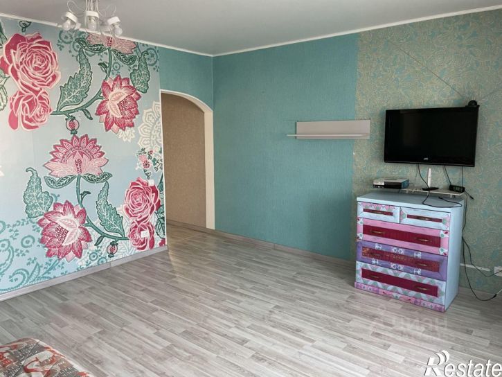 2-комн квартира улица Попова, 102,  д. 102