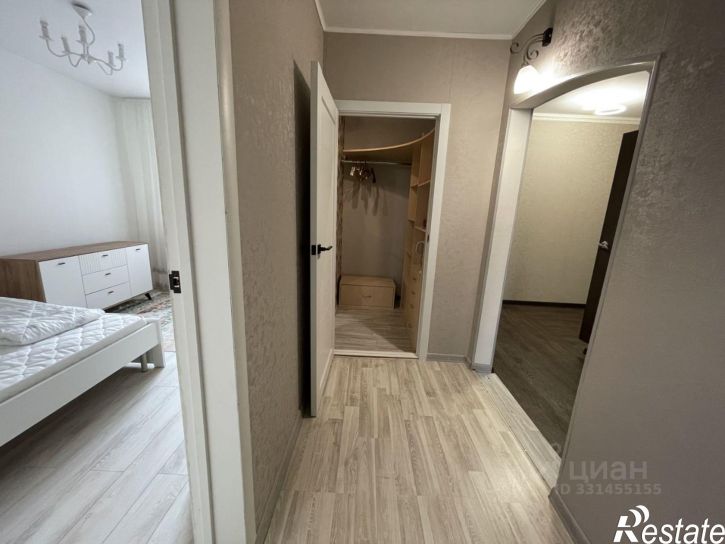 2-комн квартира улица Попова, 102,  д. 102