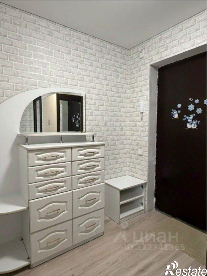1-комн квартира улица Антона Петрова, 254,  д. 254