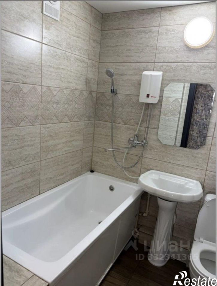 1-комн квартира улица Антона Петрова, 254,  д. 254