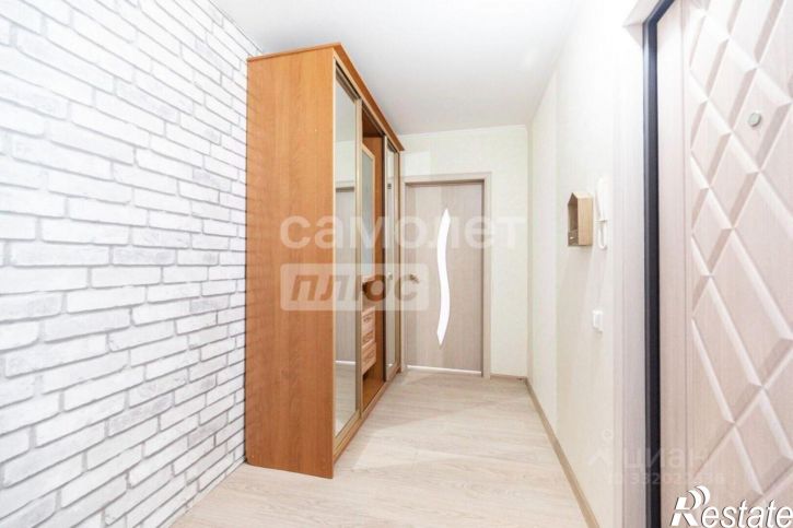 2-комн квартира улица Солнечная Поляна, 103,  д. 103