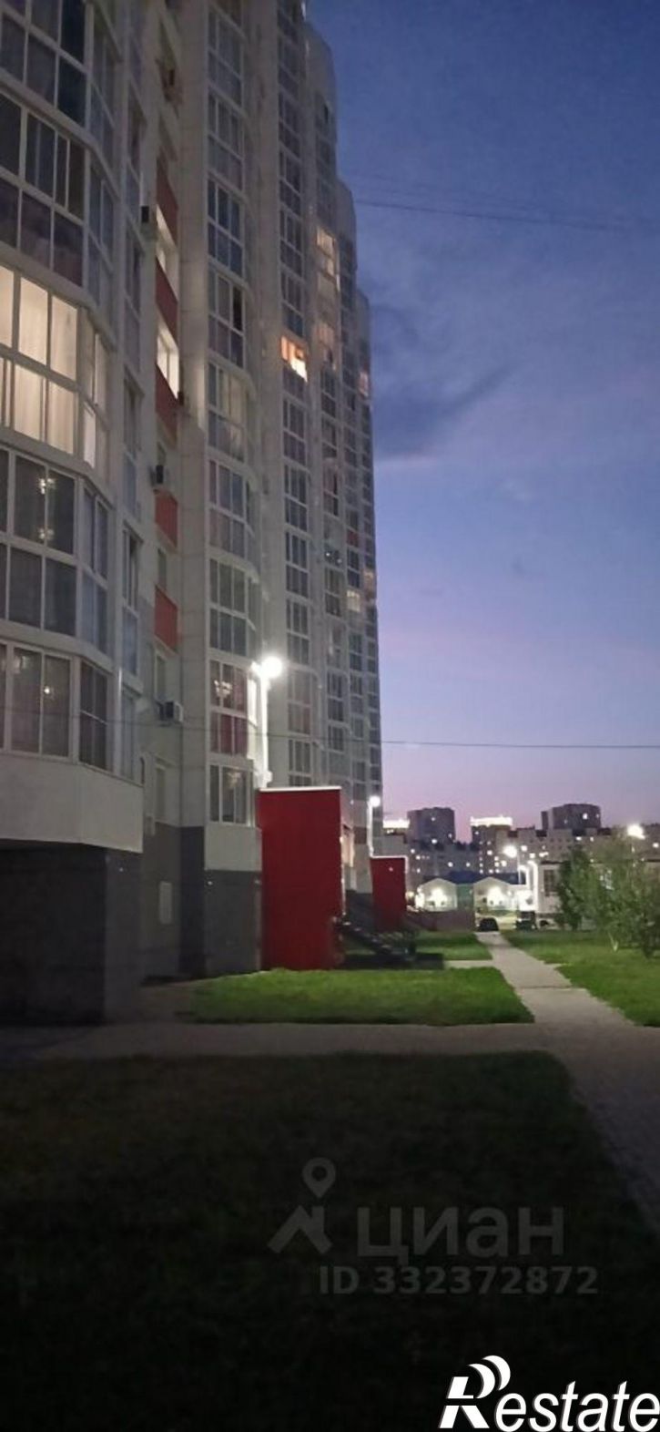 2-комн квартира Взлётная улица, 97,  д. 97
