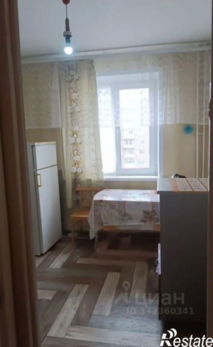 3-комн квартира ул Попова, 103/267,  д. 103/267