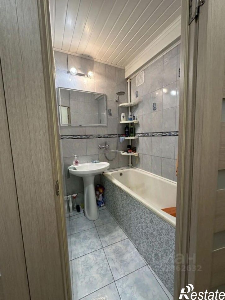 4-комн квартира ул Антона Петрова, 226,  д. 226