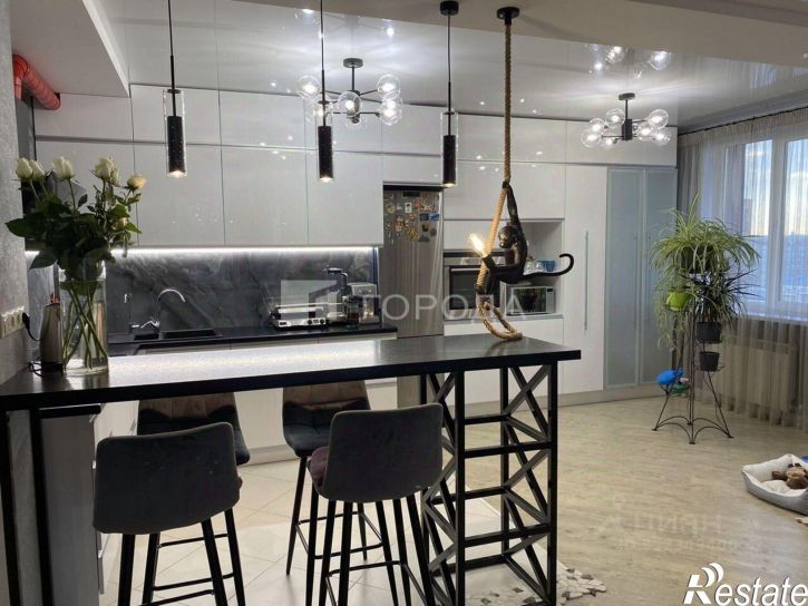 3-комн квартира ул Папанинцев, 111,  д. 111