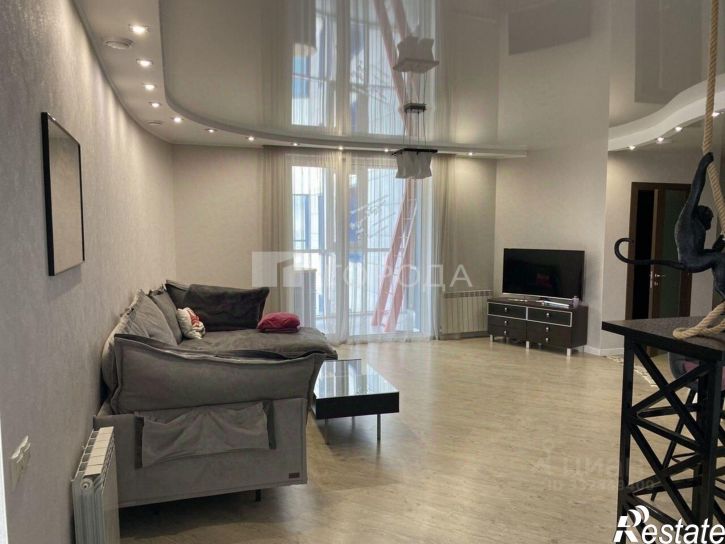3-комн квартира ул Папанинцев, 111,  д. 111