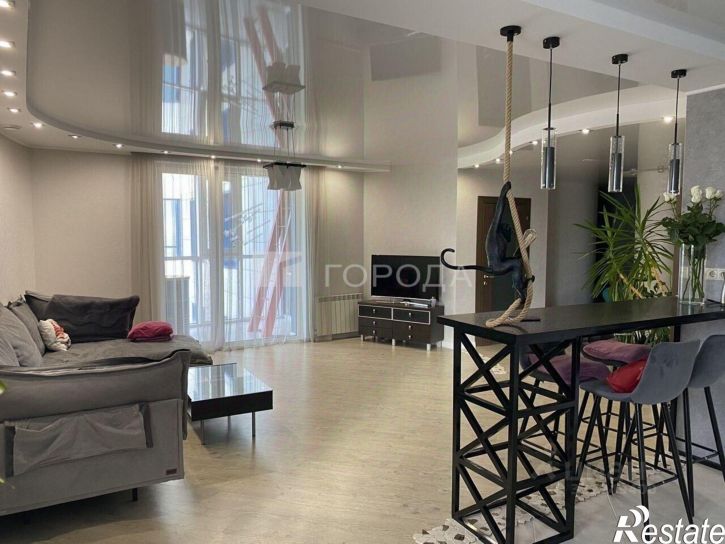 3-комн квартира ул Папанинцев, 111,  д. 111