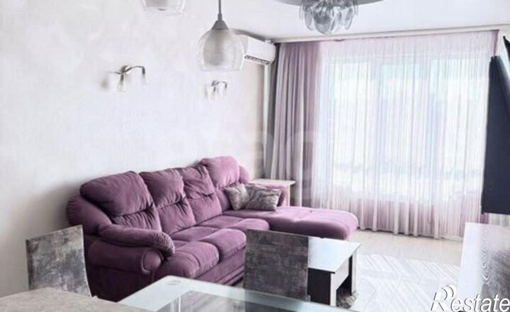 2-комн квартира улица Юрина, 180Д,  д. 180Д