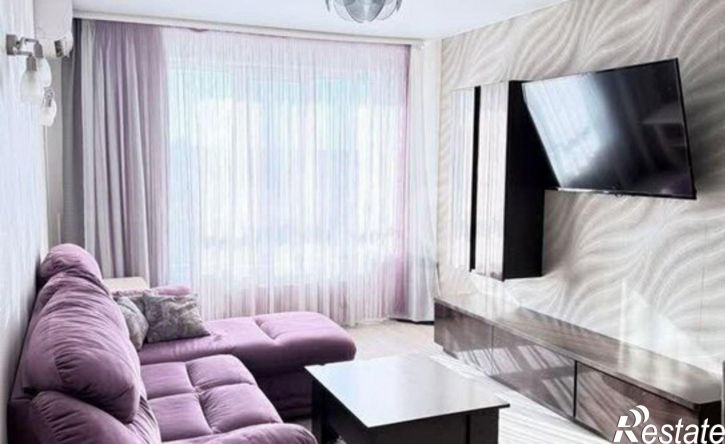 2-комн квартира улица Юрина, 180Д,  д. 180Д