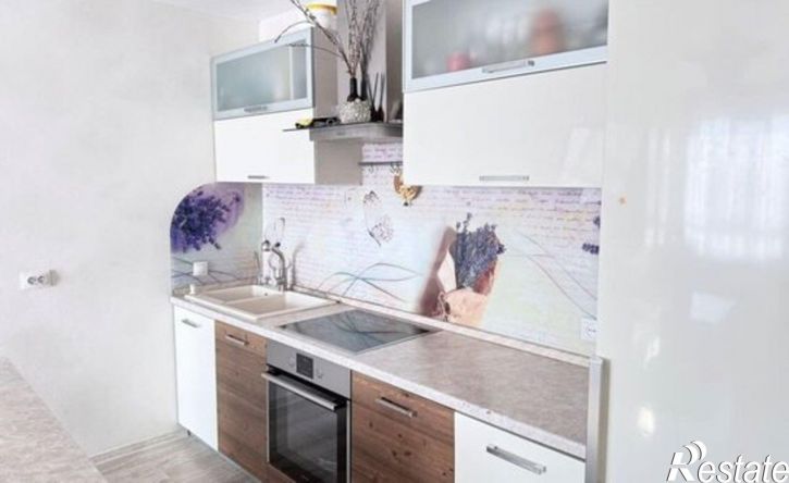 2-комн квартира улица Юрина, 180Д,  д. 180Д