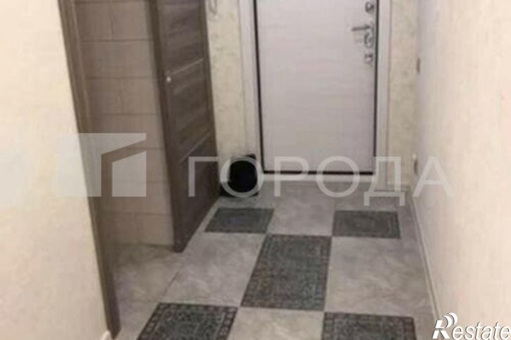 4-комн квартира ул Лазурная, 1,  д. 1