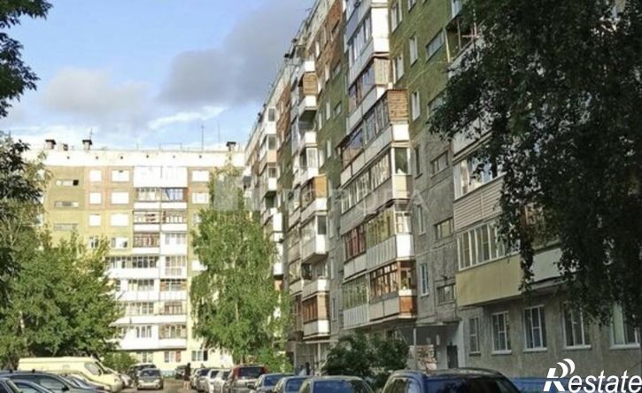 4-комн квартира ул Панфиловцев, 18,  д. 18