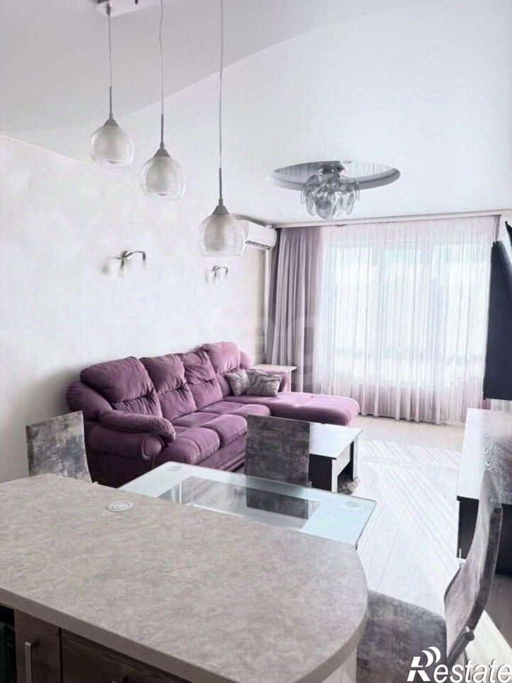 2-комн квартира ул Юрина, 180Д,  д. 180Д