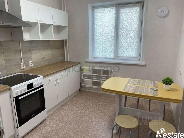2-комн квартира улица Шумакова, 65,  д. 65