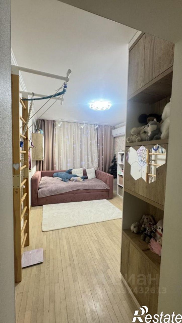 3-комн квартира ул Шумакова, 16,  д. 16