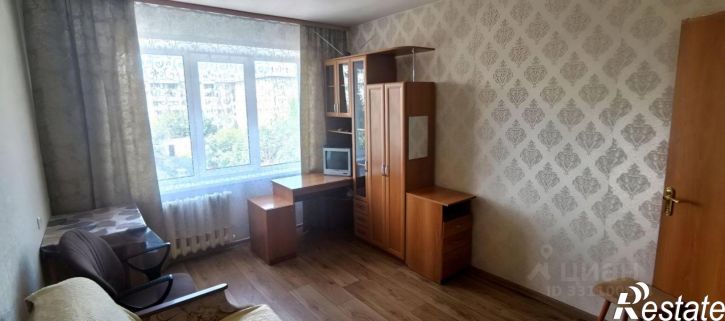 2-комн квартира Лазурная улица, 36,  д. 36