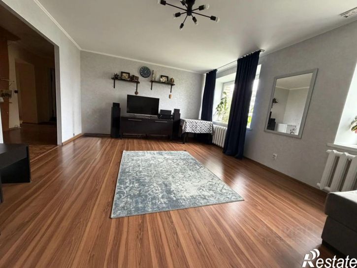 4-комн квартира улица Папанинцев, 121А,  д. 121А