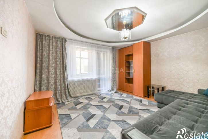3-комн квартира улица Чеглецова, 74,  д. 74