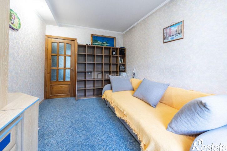 3-комн квартира улица Чеглецова, 74,  д. 74