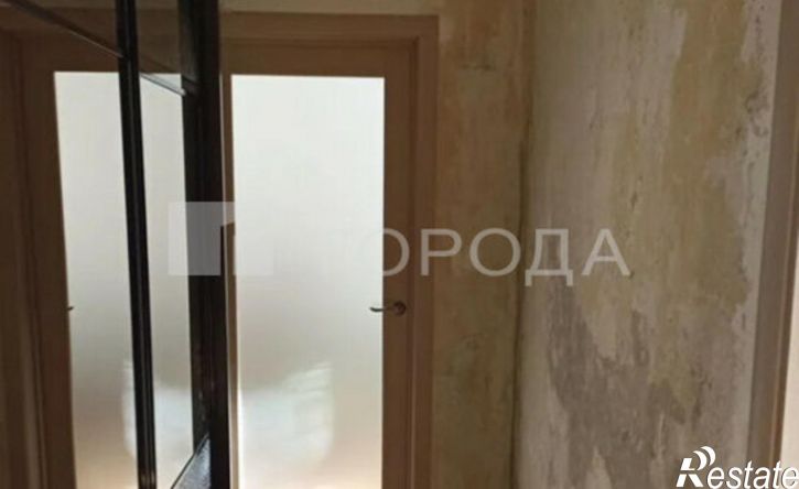 4-комн квартира улица Попова, 61,  д. 61