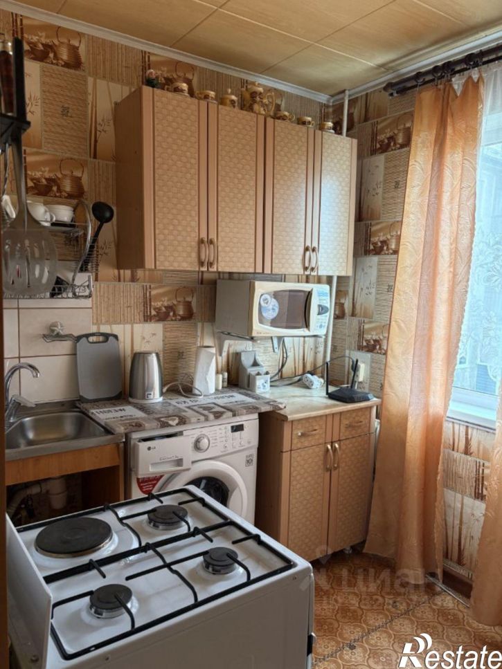 2-комн квартира улица Германа Титова, 40,  д. 40