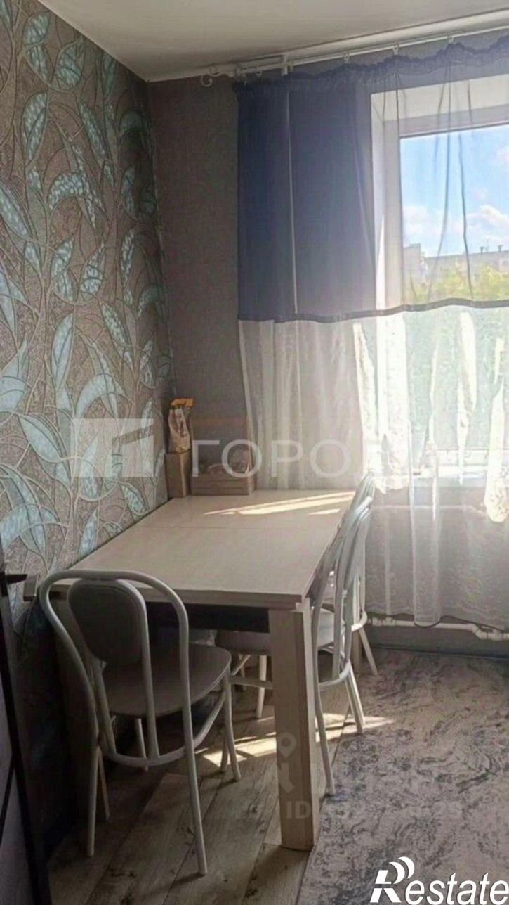 2-комн квартира улица Веры Кащеевой, 8,  д. 8
