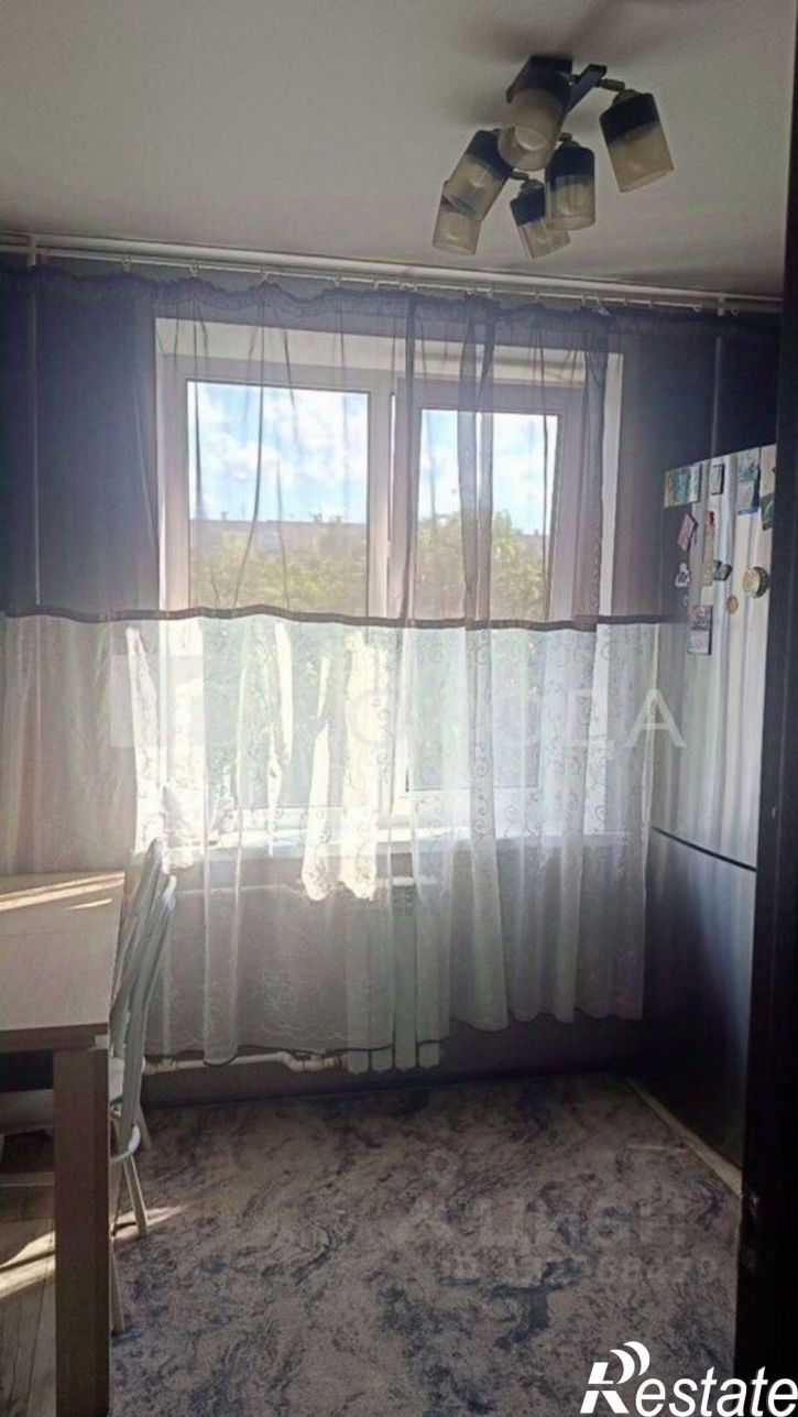 2-комн квартира улица Веры Кащеевой, 8,  д. 8
