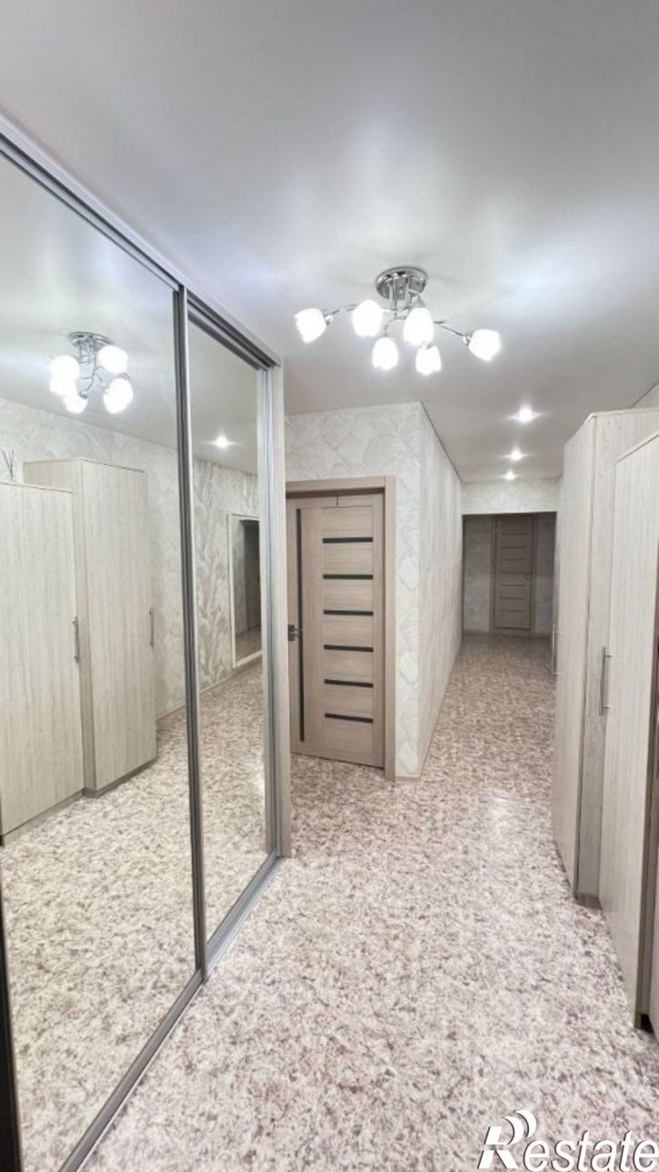 3-комн квартира улица Попова, 154,  д. 154