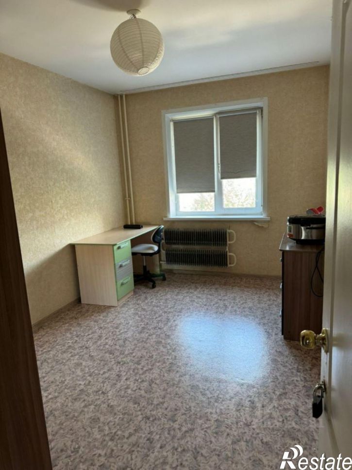3-комн квартира Лазурная улица, 52,  д. 52