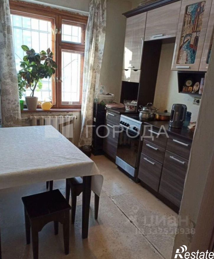4-комн квартира ул Попова, 61/235,  д. 61/235