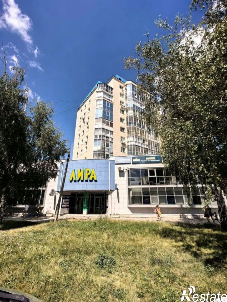 3-комн квартира ул Антона Петрова, 198,  д. 198