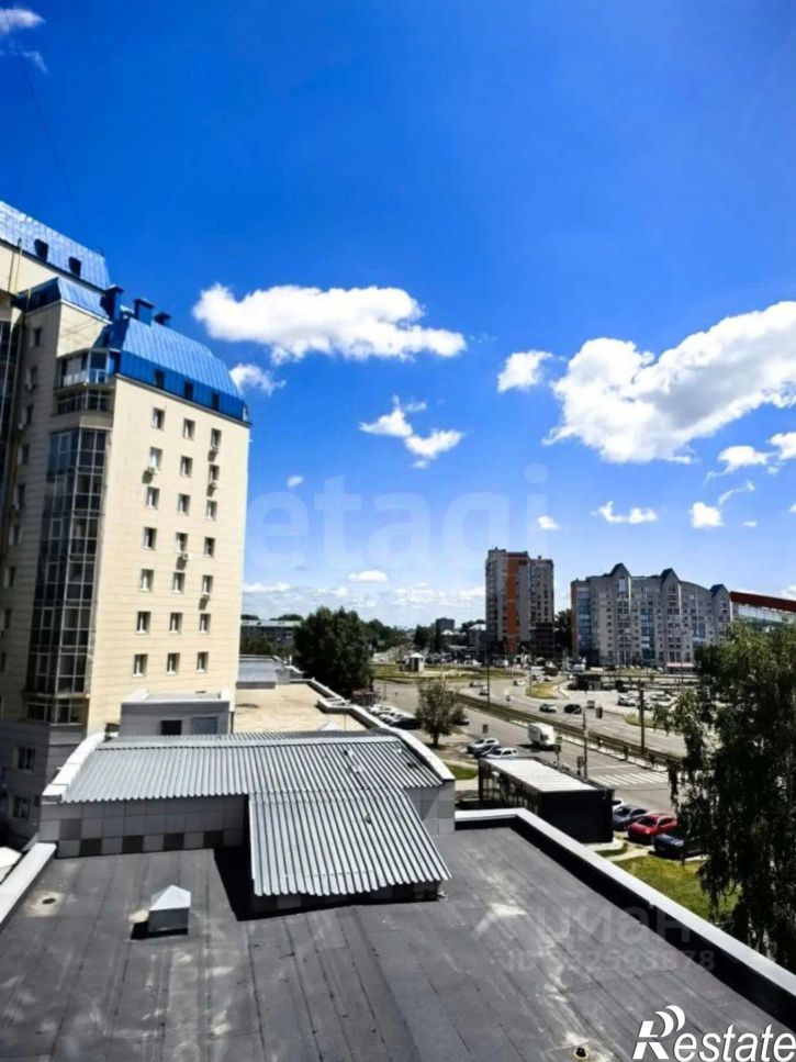 3-комн квартира ул Антона Петрова, 198,  д. 198