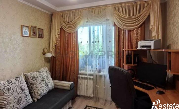 3-комн квартира ул Георгия Исакова, 232,  д. 232