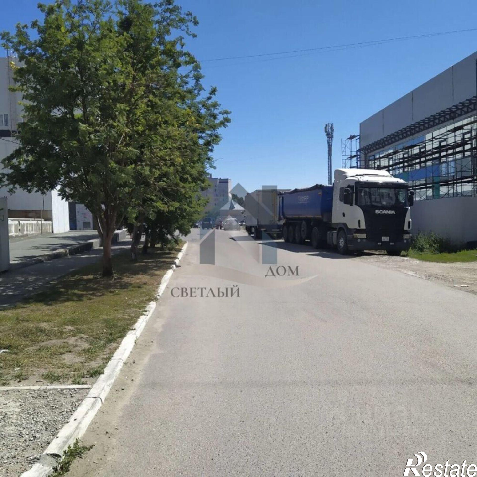 Купить торговое помещение за 39 600 рублей на ул Малахова, 86г