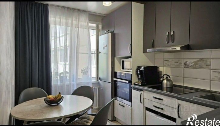 3-комн квартира ул Веры Кащеевой, 15,  д. 15