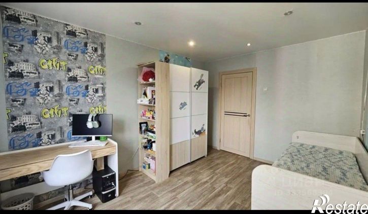 3-комн квартира ул Веры Кащеевой, 15,  д. 15