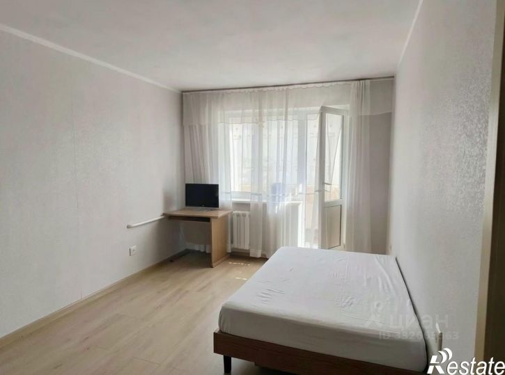 2-комн квартира улица Юрина, 299,  д. 299