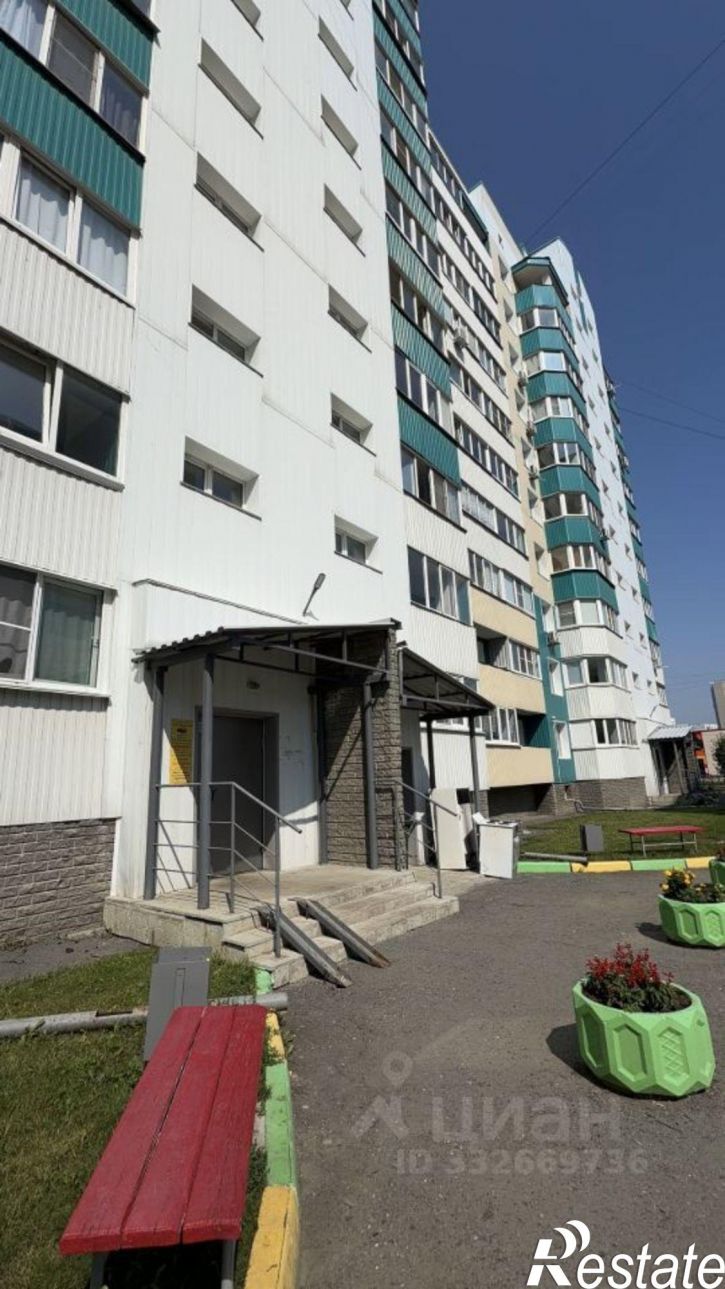 2-комн квартира улица Сергея Ускова, 23,  д. 23