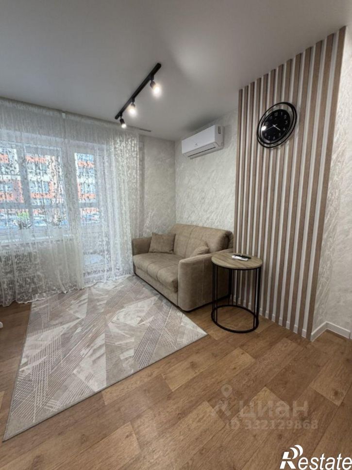 3-комн квартира ул Сергея Семенова, 24,  д. 24