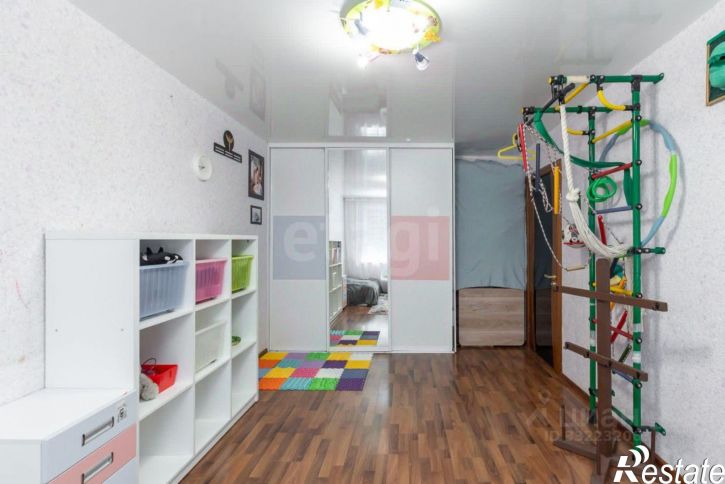 2-комн квартира улица Сергея Ускова, 3,  д. 3