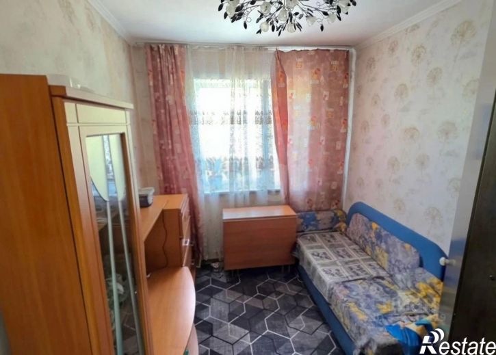4-комн квартира улица Георгия Исакова, 246,  д. 246