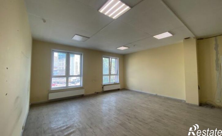3-комн квартира проспект Строителей, 18 к1,  д. 18 к1