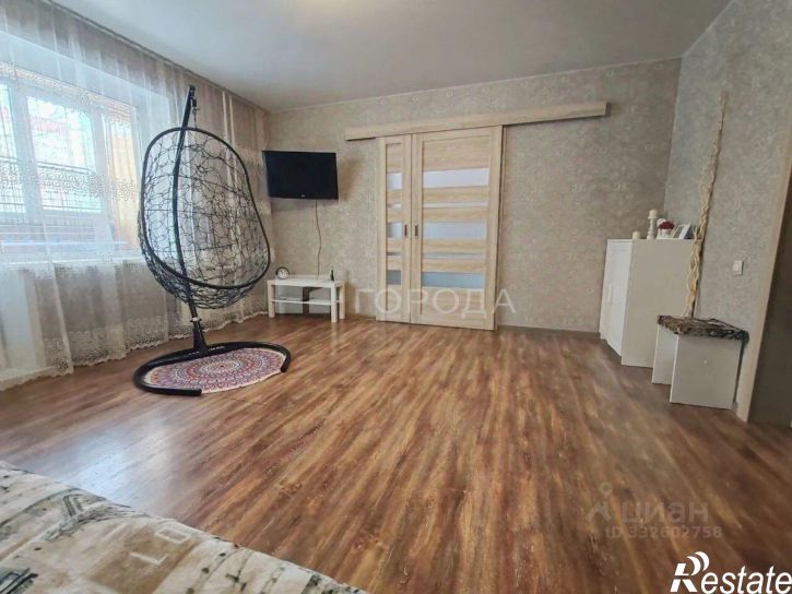 3-комн квартира улица Сергея Семёнова, 19,  д. 19