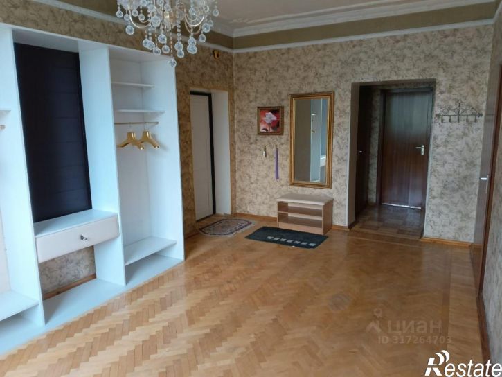 3-комн квартира улица Кирова, 38А,  д. 38А