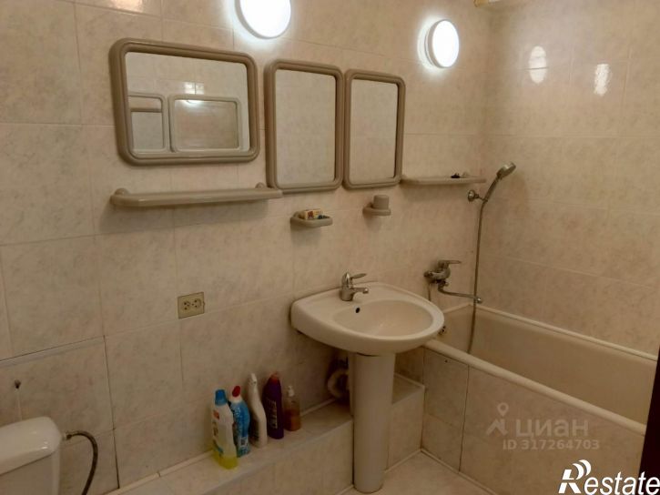 3-комн квартира улица Кирова, 38А,  д. 38А